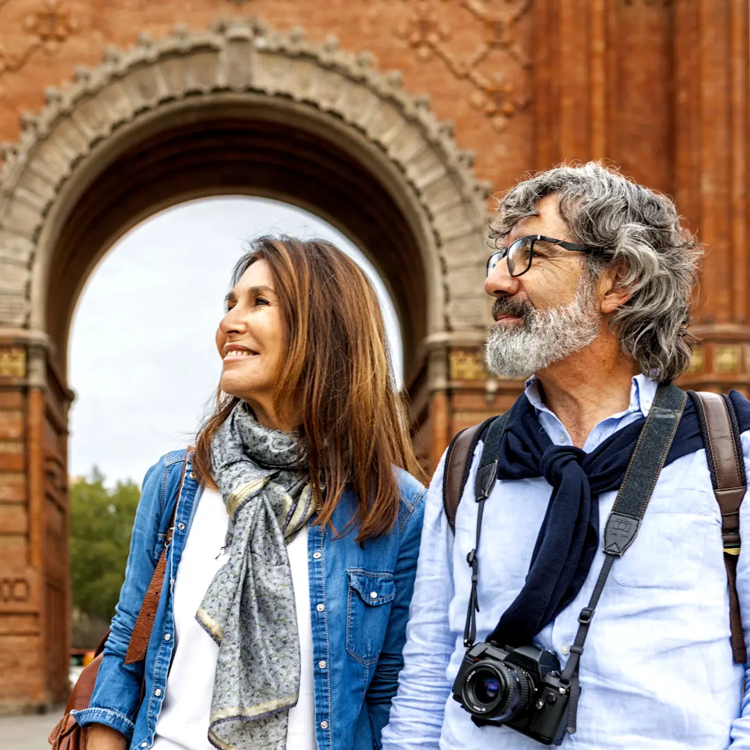 Happy couple - tourist